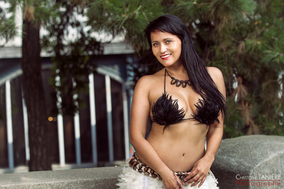 Yasmina-Rapa Nui-Chile-portrait