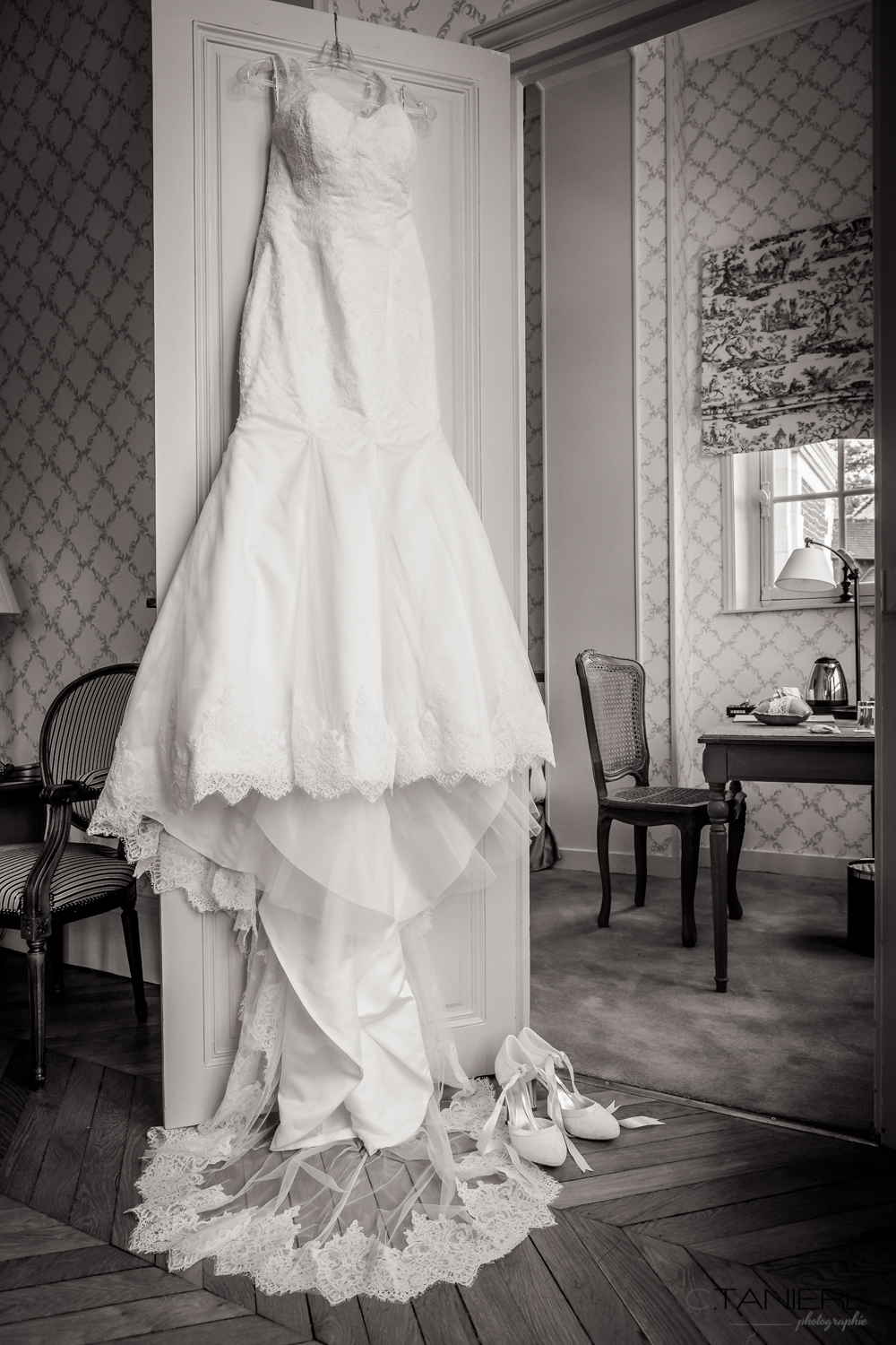 3-robe mariage Luiza - Chateau de la Tour